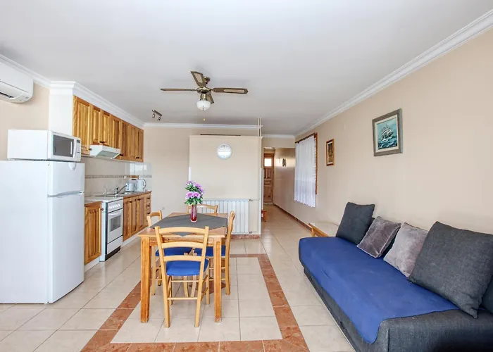 4194d Brodarica (Sibenik-Knin)